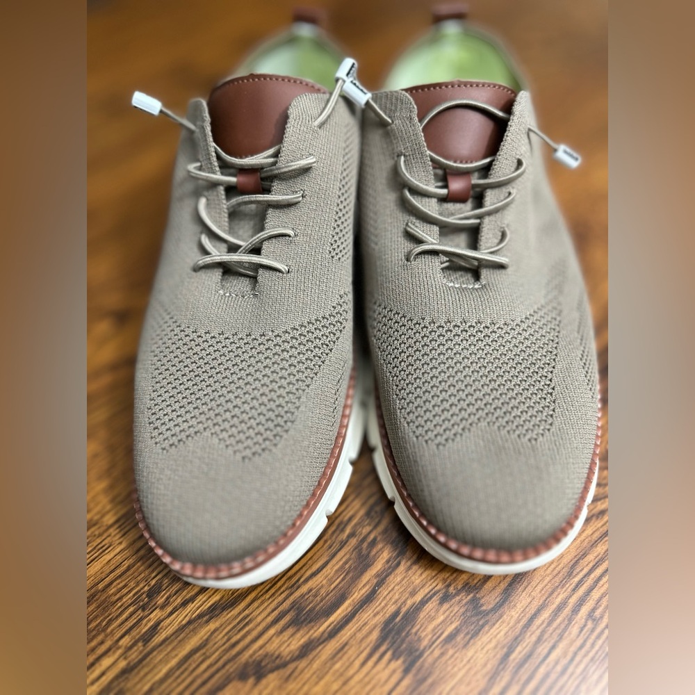 Men’s Casual Shoes Size 11